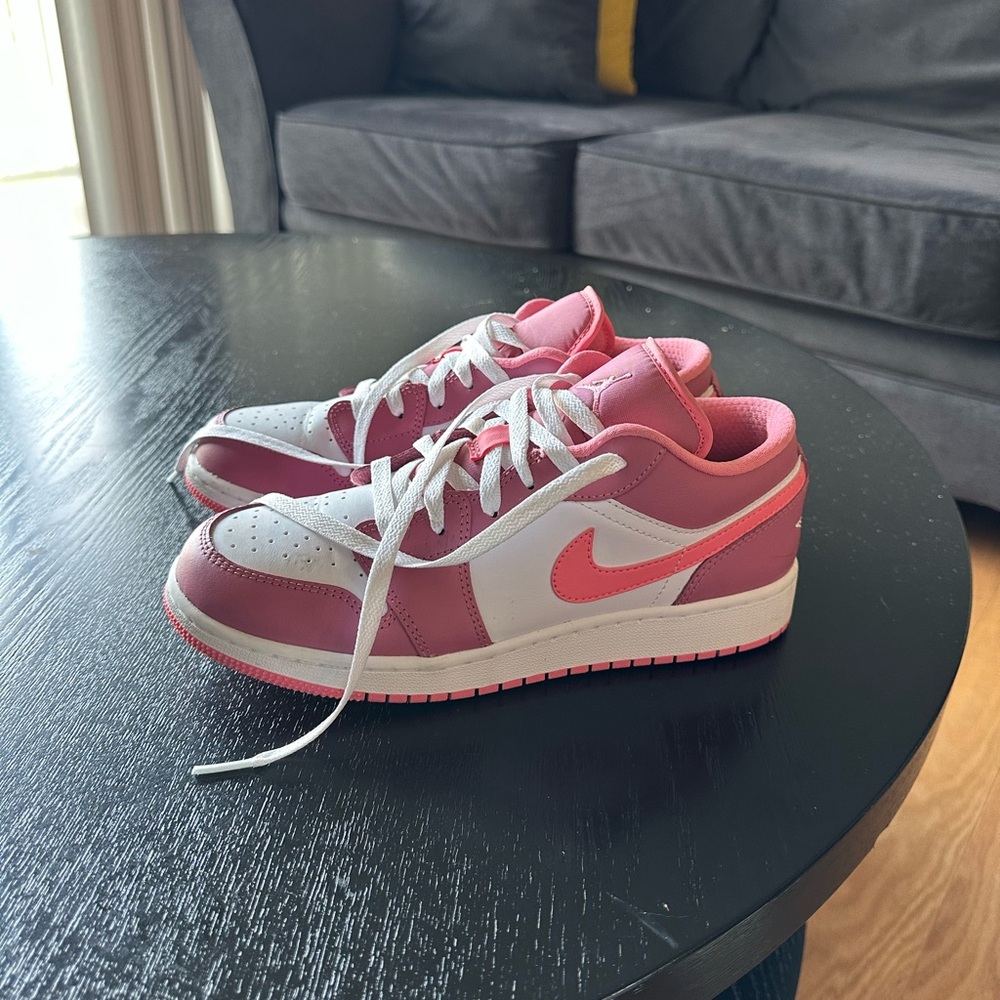 Nike Kids Sneakers Pink and White